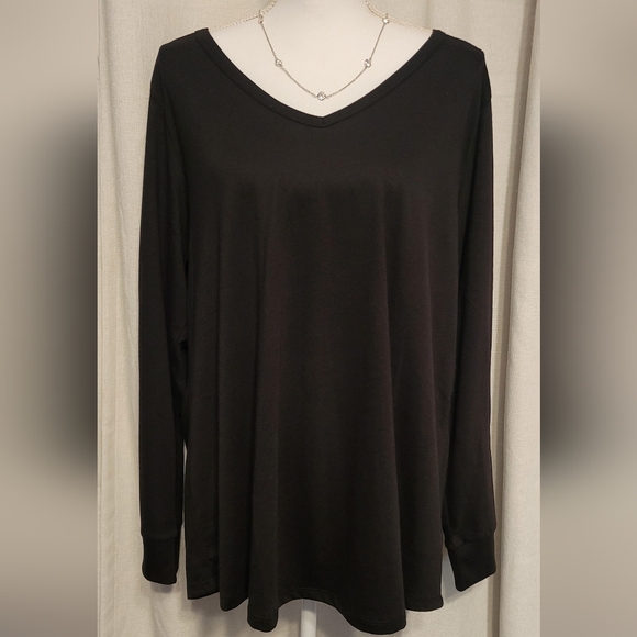 torrid Tops - NEW! Classic Fit Long Sleeve Tee